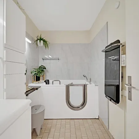 T5 Spacieux, Parking, Proche Gare Et Centre Apartament Dijon