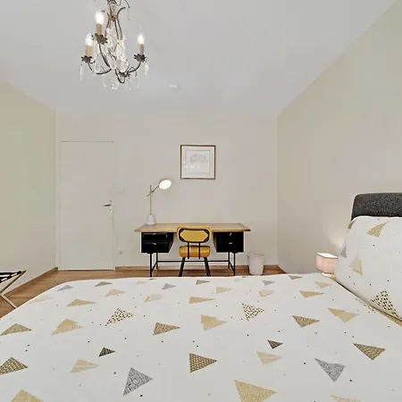 Apartament T5 Spacieux, Parking, Proche Gare Et Centre *