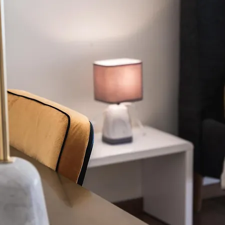 T5 Spacieux, Parking, Proche Gare Et Centre 公寓 第戎