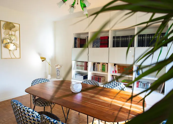 T5 Spacieux, Parking, Proche Gare Et Centre