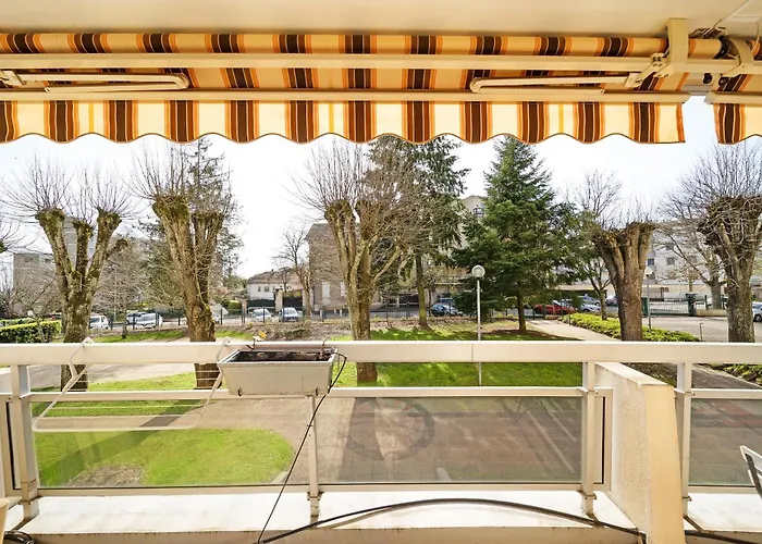 T5 Spacieux, Parking, Proche Gare Et Centre * 第戎